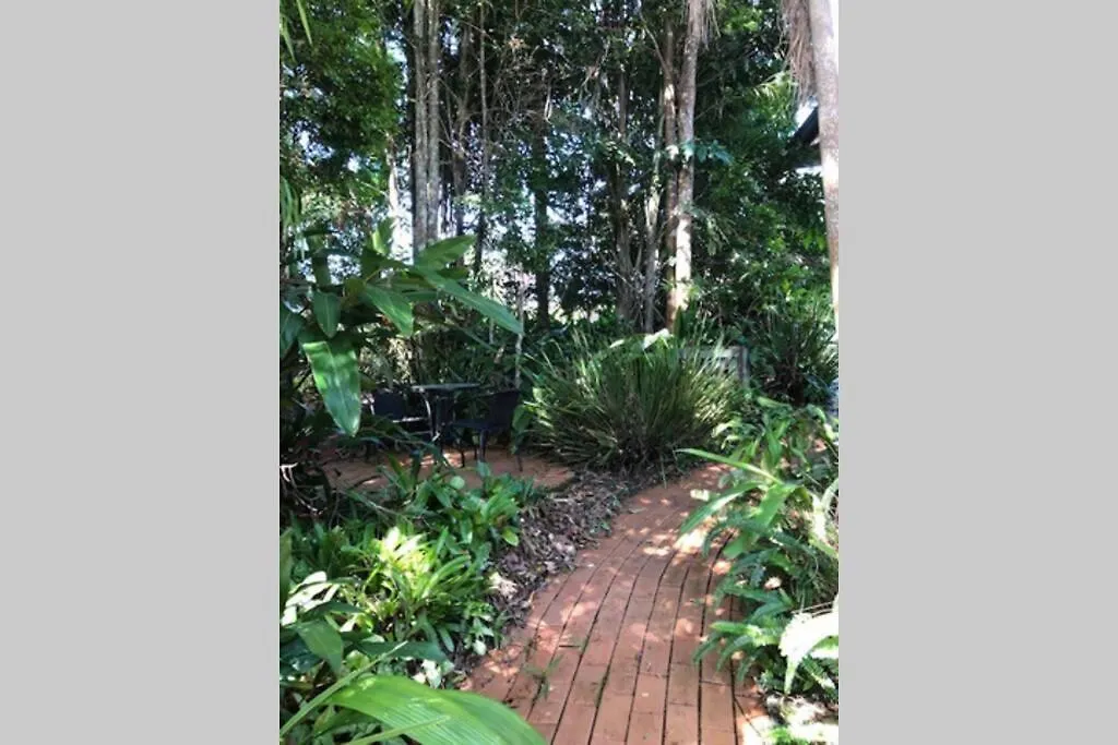 Karma Cottage Maleny Apartman